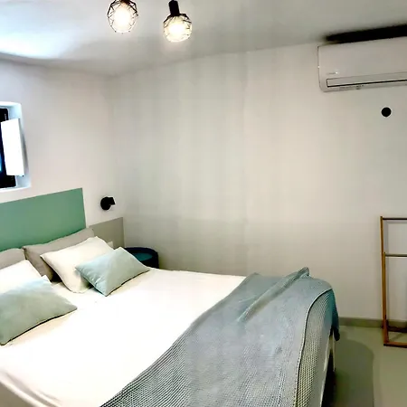 Spiti Su In Paros - Naousa Piscina Privata *